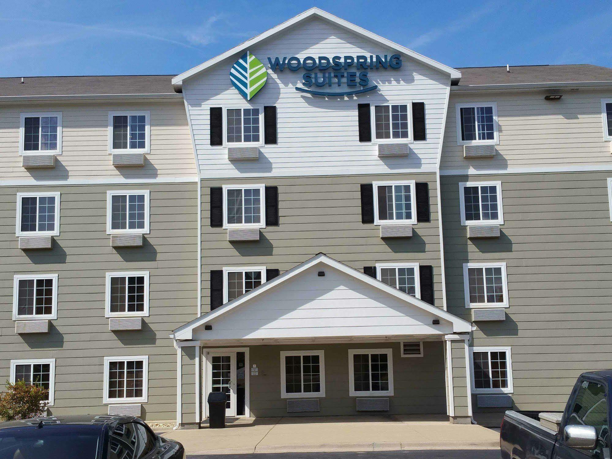 Woodspring Suites Louisville Southeast Forest Hills Bagian luar foto